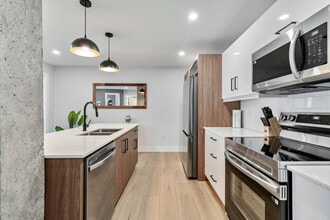 320 Millennium Blvd, Unit SI ID1223067P in Moncton, NB - Building Photo - Building Photo