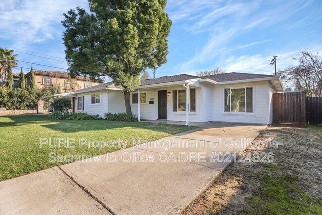 3844-3844 Arden Wy in Sacramento, CA - Building Photo - Building Photo