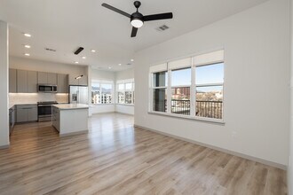 Ensley in Colorado Springs, CO - Foto de edificio - Interior Photo