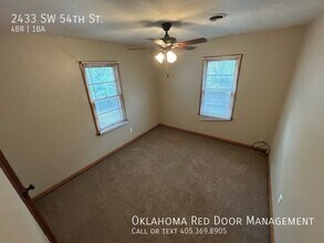 2433 SW 54th St in Oklahoma City, OK - Building Photo - Building Photo