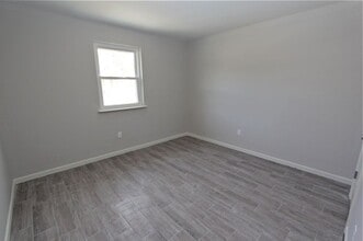 29195 W Karen St in Denham Springs, LA - Building Photo - Building Photo