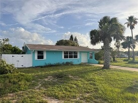 34 Palm Dr in Ormond Beach, FL - Building Photo