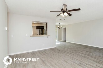 714 Eagle Ave in Longwood, FL - Foto de edificio - Building Photo