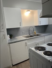 5220 Weber Rd in Corpus Christi, TX - Building Photo - Building Photo