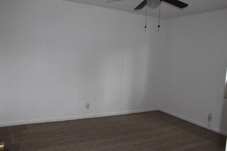 121 Ariana St, Unit 123 in Lakeland, FL - Building Photo - Building Photo