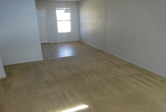 3088 Tierra Bowles Dr in El Paso, TX - Building Photo - Building Photo