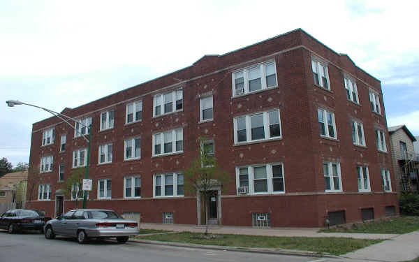 3563 W Henderson in Chicago, IL - Building Photo