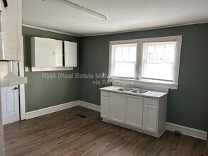 1202 Pleasant Ave in Griffin, GA - Building Photo - Building Photo