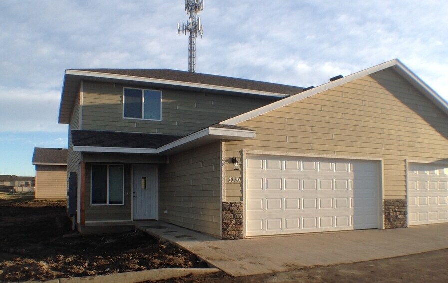 2229 S Ellis Rd in Sioux Falls, SD - Foto de edificio