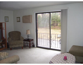 382 Great Rd, Unit A204 in Acton, MA - Building Photo - Building Photo