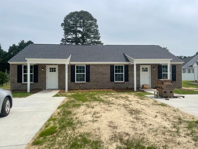 property at 3511 Jayne Ln NW