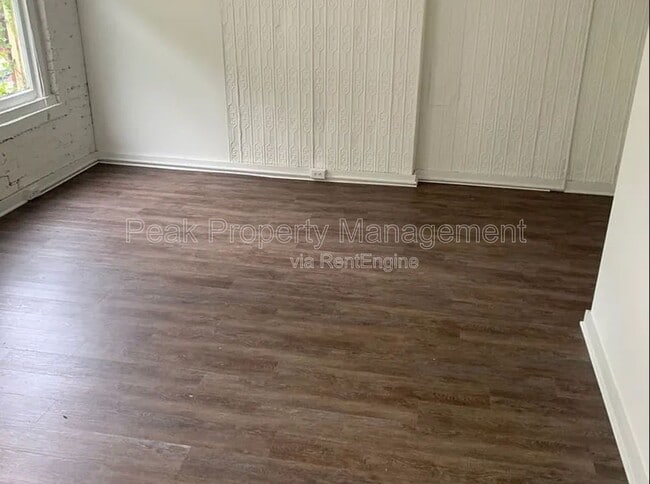 property at 308 W Broad St