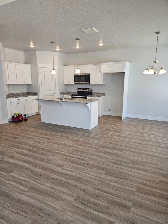 property at 2843 Blue Dawn Ln