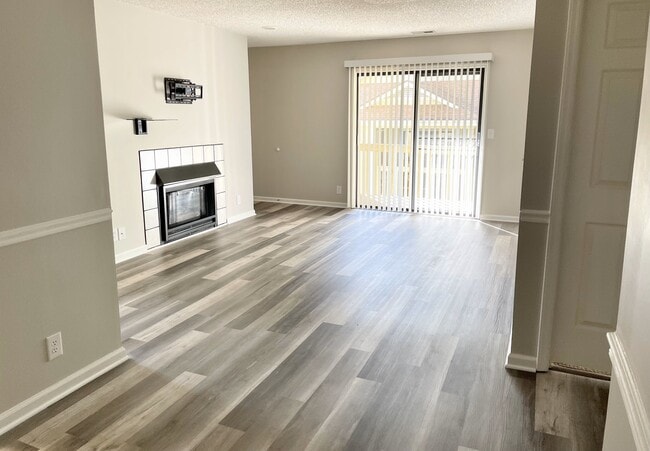 110 Heywood Rd, Unit 15b in Arden, NC - Building Photo - Building Photo