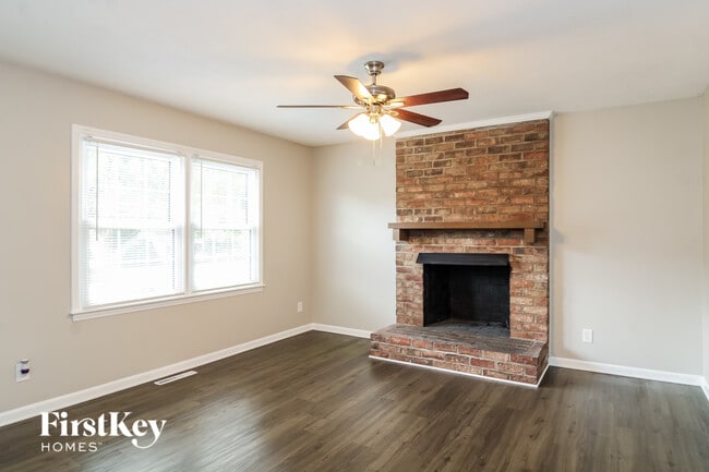 4305 Sunnyside Dr in Greensboro, NC - Building Photo - Building Photo