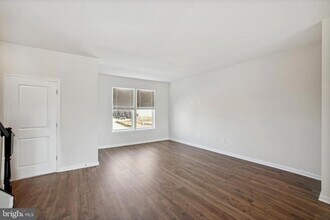 738 Compass Wy in Frederick, MD - Building Photo - Building Photo