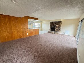 3568 Brenton Ave in Lynwood, CA - Building Photo - Building Photo