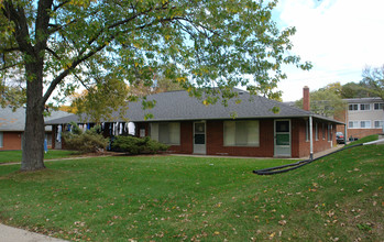 1019-1025 Arbordale Dr in Ann Arbor, MI - Building Photo - Building Photo