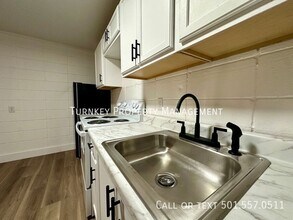 100 Caruthers St in McRae, AR - Building Photo - Building Photo