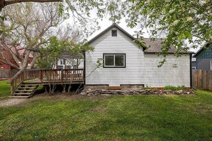 18 E Adams St in Three Forks, MT - Building Photo