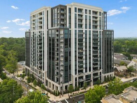 2425 Peachtree Rd NE in Atlanta, GA - Building Photo