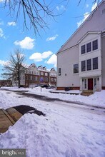 20863 Cosworth Terrace in Cascades, VA - Building Photo - Building Photo