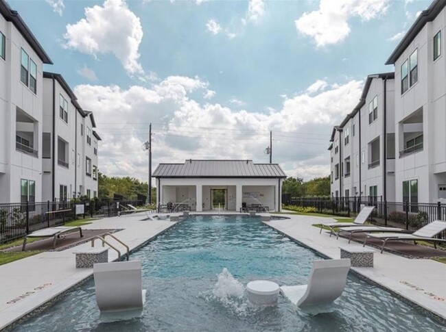 property at 2720 Grand Fountains Dr