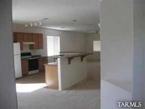 11104 W Prairie Willow Dr in Marana, AZ - Building Photo - Building Photo