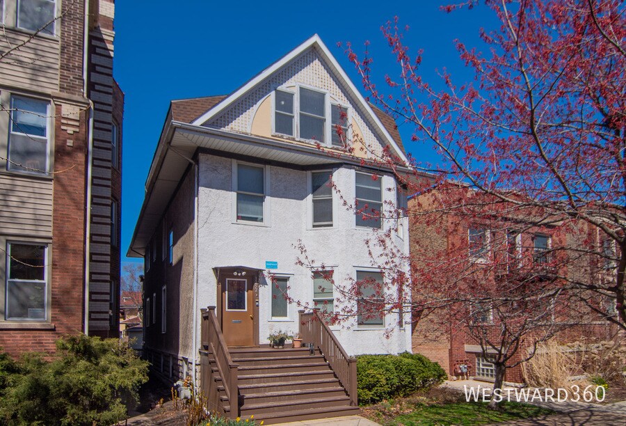 1252 W Elmdale Ave in Chicago, IL - Building Photo