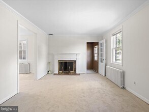 1839 N Powhatan St in Arlington, VA - Building Photo - Building Photo