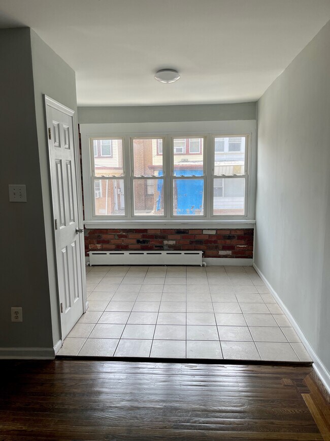 4773 Loring St photo'