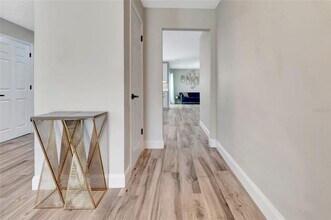 6829 Bittersweet Ln in Orlando, FL - Building Photo - Building Photo
