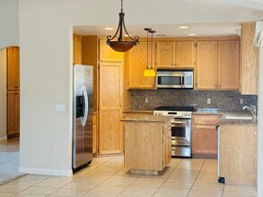 5977 Farrelo Rd in Yucca Valley, CA - Building Photo - Building Photo