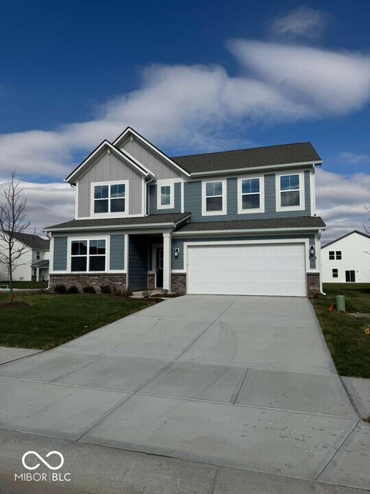 3556 Cosmic Ct in Danville, IN - Building Photo