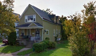 503 E Utica St in Buffalo, NY - Building Photo