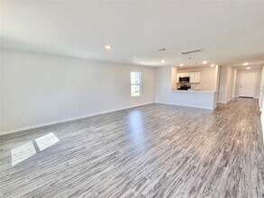 1395 Rd 5102 in Cleveland, TX - Building Photo - Building Photo