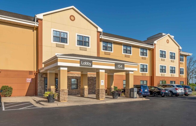 Furnished Studio - O'Fallon in O'Fallon, IL - Foto de edificio - Building Photo