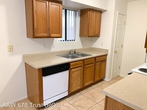 8980 E Speedway Blvd in Tucson, AZ - Building Photo - Building Photo