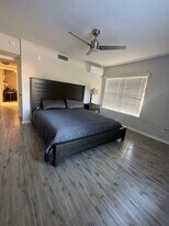 2822 Briarhurst Dr in Houston, TX - Building Photo