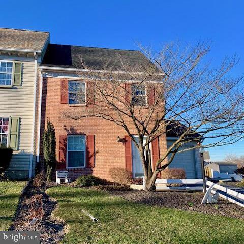 property at 2040 Aspen Ln