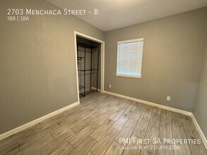 2703 Menchaca St in San Antonio, TX - Building Photo - Building Photo