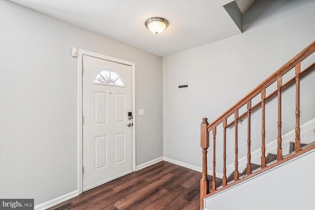 property at 120 Langdon Farm Cir