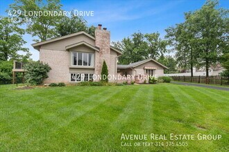 429 Londondary Dr in Ballwin, MO - Building Photo - Building Photo