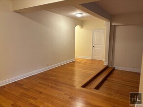 EAST 56 STREET in New York, NY - Building Photo - Building Photo