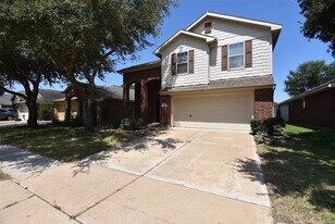 11215 Overland Trail Dr in Richmond, TX - Building Photo