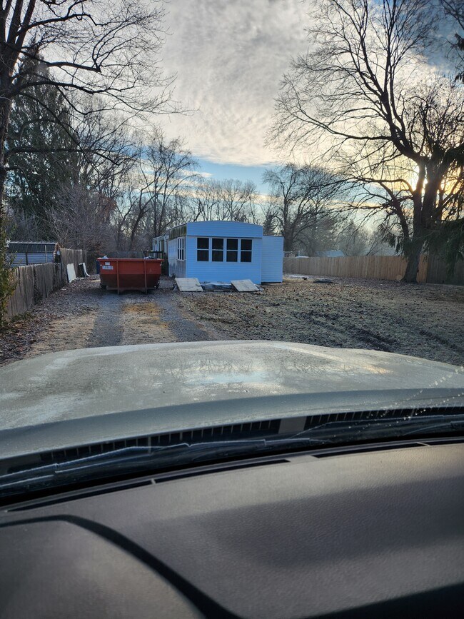 4 N Oakland Dr Rentals in Caseyville, IL