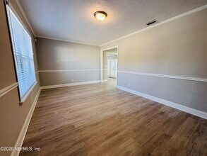 7008 Perke Dr in Jacksonville, FL - Building Photo - Building Photo