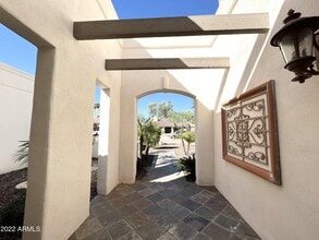 8601 E Irish Hunter Trail in Scottsdale, AZ - Building Photo - Building Photo