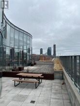 1 Market St. in Toronto, ON - Building Photo - Building Photo