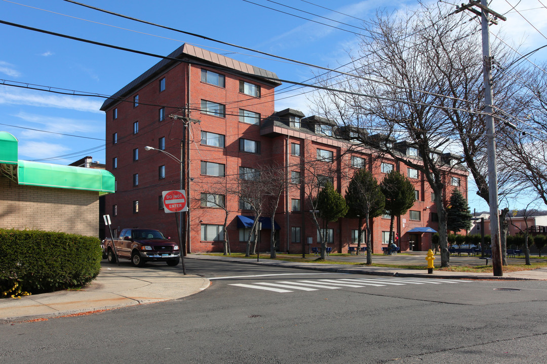 Riverview Apartments in Ansonia, CT - Building Photo